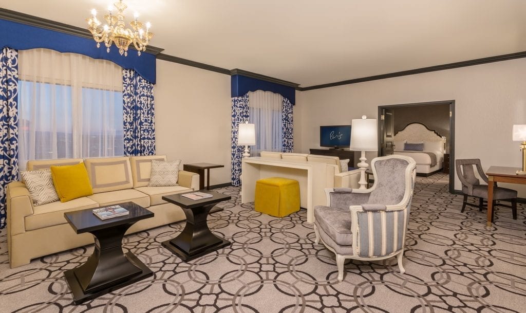 Paris Las Vegas - Renovated St. Tropez Suite - Living Room