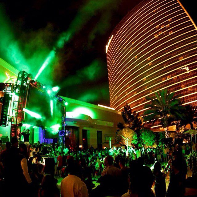 XS Las Vegas Has Its 2014 Grand Opening of Sunday Nightswim