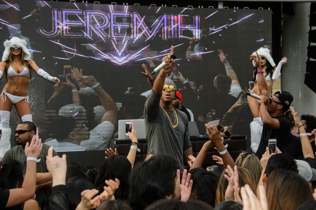 Jeremih performs at Marquee Dayclub Dome party