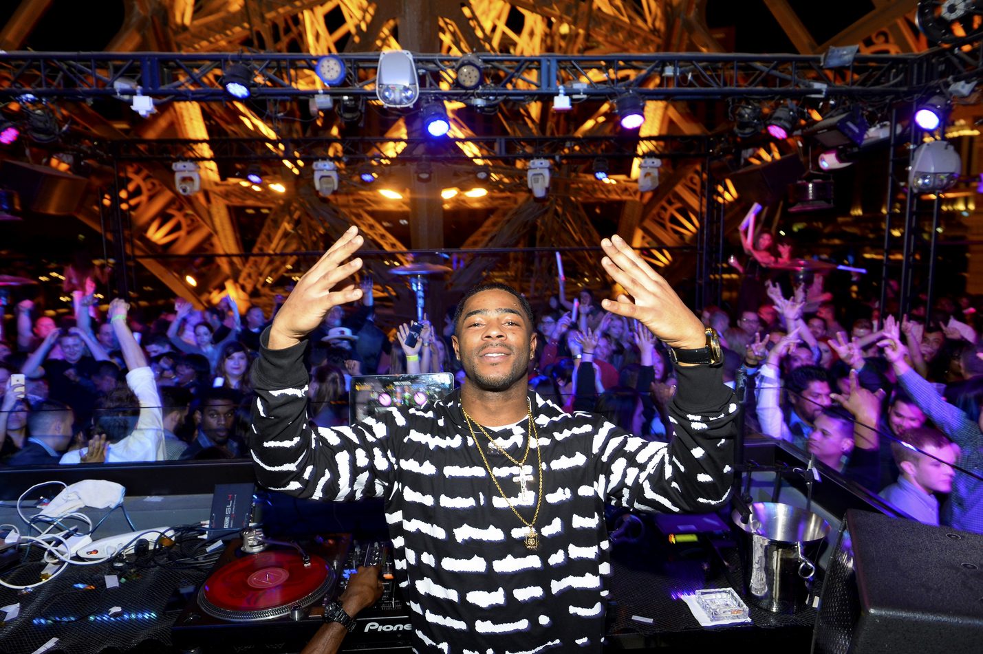 Malcolm Butler Photos Partying at Chateau Nightclub