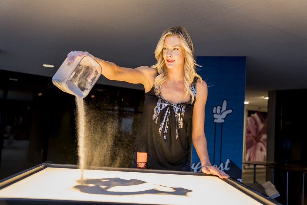 Las Vegas Fashion Council - Sand art performance by Teresa Kae of The Quicksand Art. Photo Credit_ Joel Cada