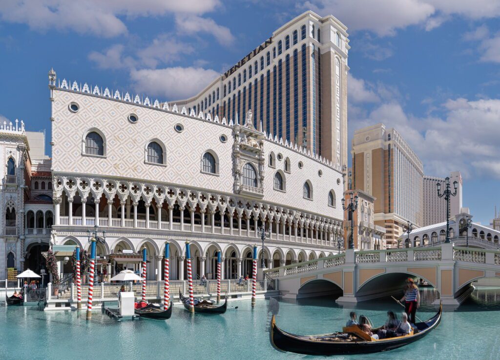 The Venetian Resort Las Vegas - Exterior Gondola