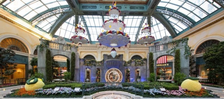 Bellagio’s Conservatory Showcases a Summer Journey in Italy