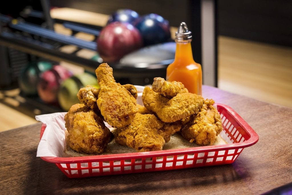 Brooklyn Bowl Las Vegas Honors National Fried Chicken Day Travelivery®