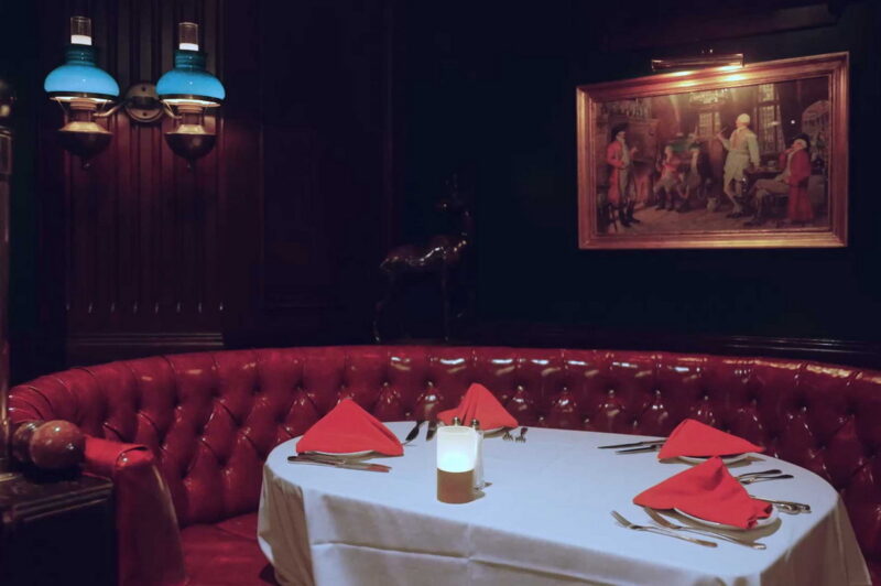 The timeless, wood-paneled interior of THE Steakhouse at Circus Circus.