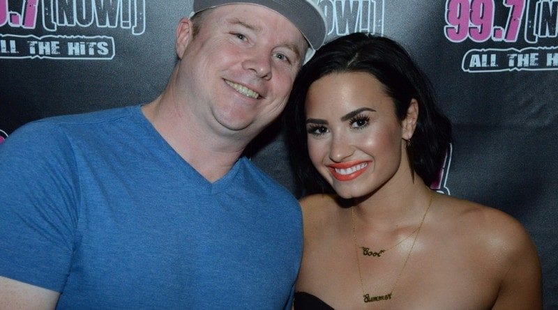 Demi Lovato Performs at Temple Nightclub