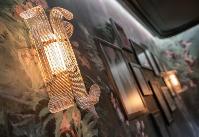 Bugsy Meyers Steakhouse 17 768x528