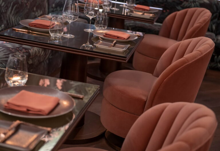 Bugsy Meyers Steakhouse 18 768x528