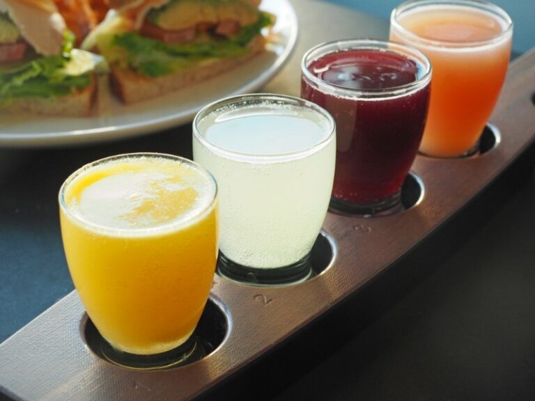 1241 Mimosa Flight at The Broken Yolk Cafe 768x576