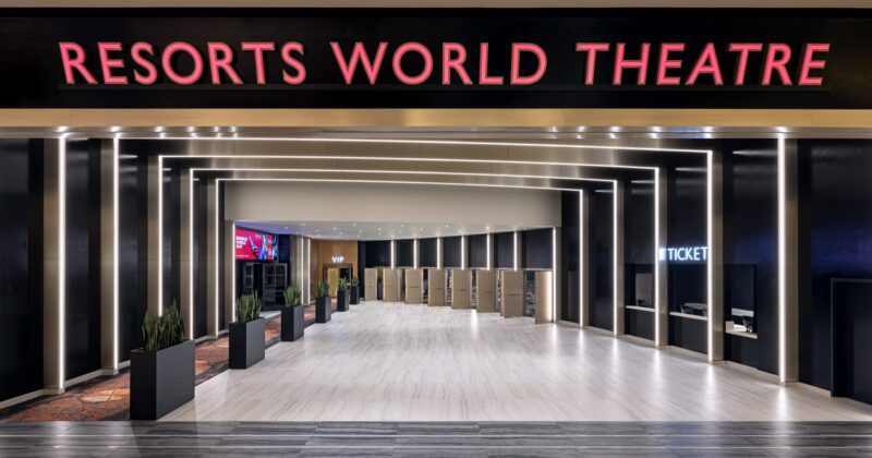 Resorts World Theatre Entrance Featured 800x420