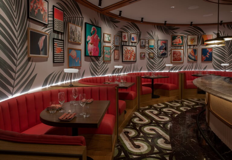 Bugsy Meyers Steakhouse 21 768x528