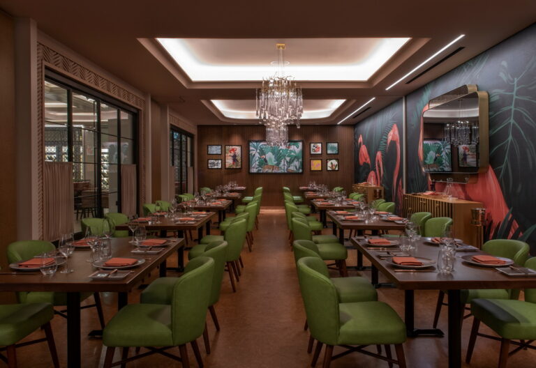 Bugsy Meyers Steakhouse 22 768x528