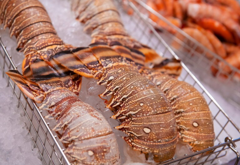 Bugsy Meyers Steakhouse Lobster 768x528