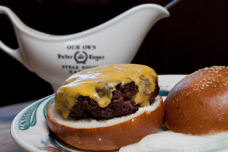 Peter Luger Steak House Las Vegas 07 768x512