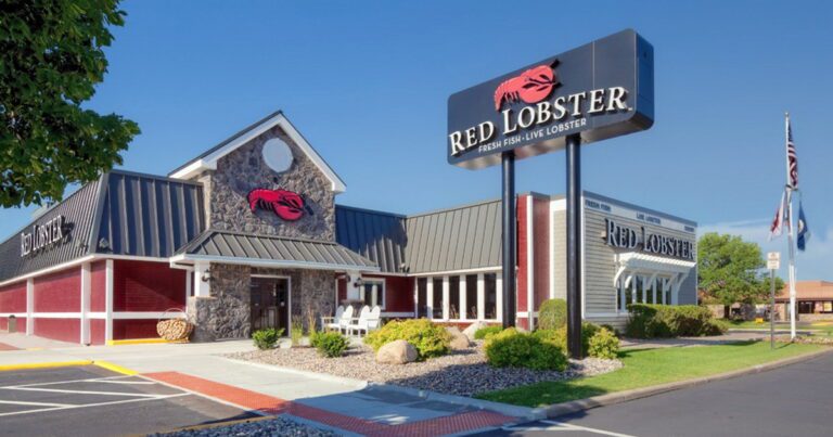 Red Lobster Seafood Co. Launches NEW! 3 from the Sea