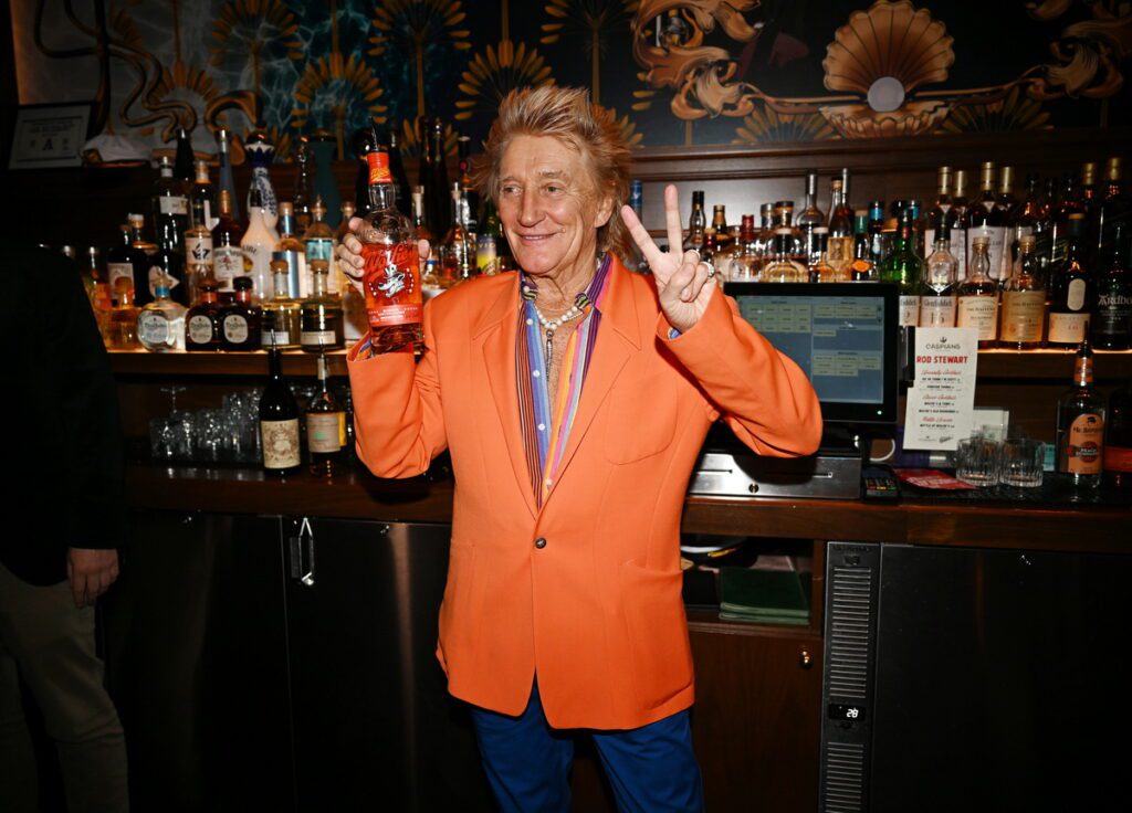 Sir Rod Stewart Celebrates Wolfie’s Whisky at Caspian’s