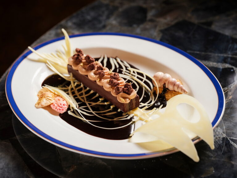 PISCES Bar Seafare Chocolate Fish 768x576