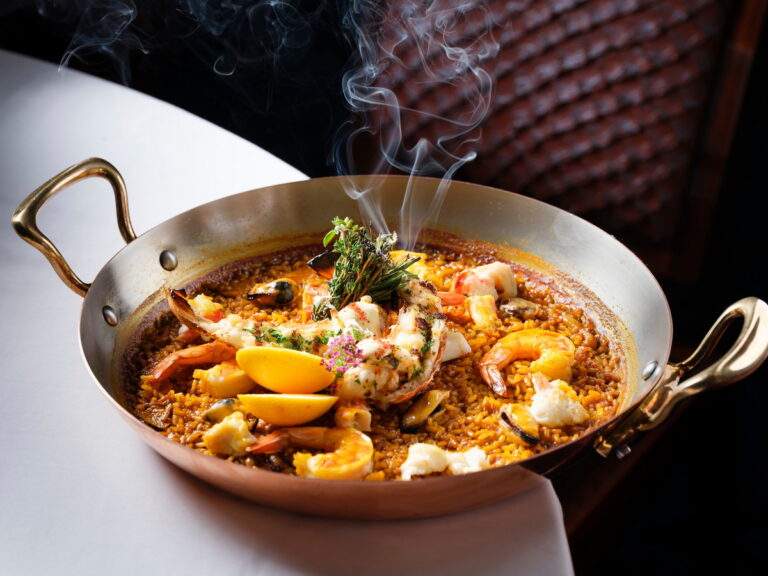 PISCES Bar Seafare Paella 768x576