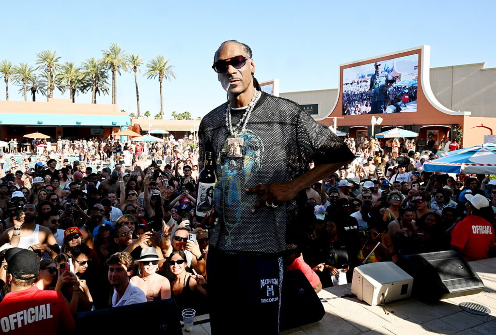 Tailgate Beach Club Snoop Dogg Performance Photos at Grand Opening