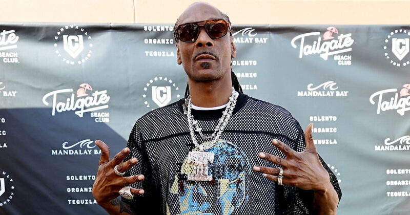 Tailgate Beach Club Snoop Dogg Red Carpet Photo