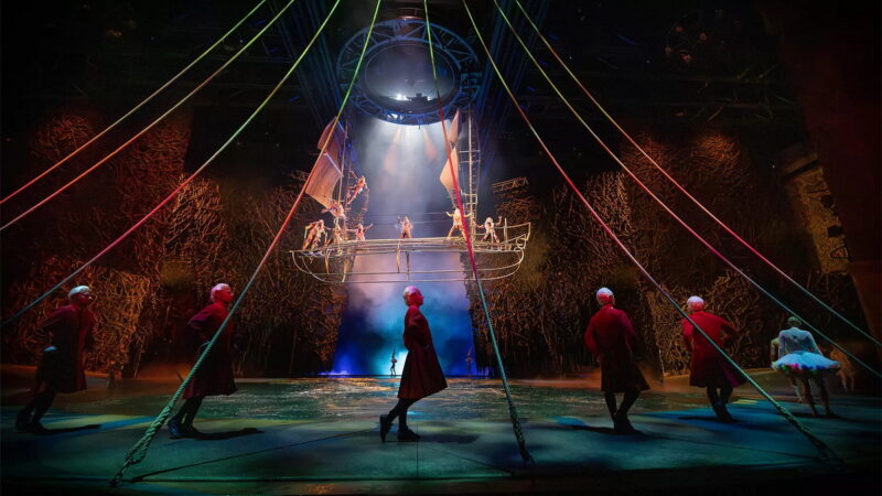 O by Cirque du Soleil