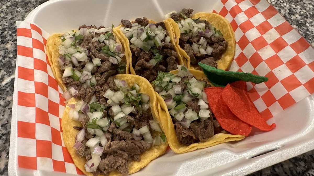 Al Vapor Street Tacos