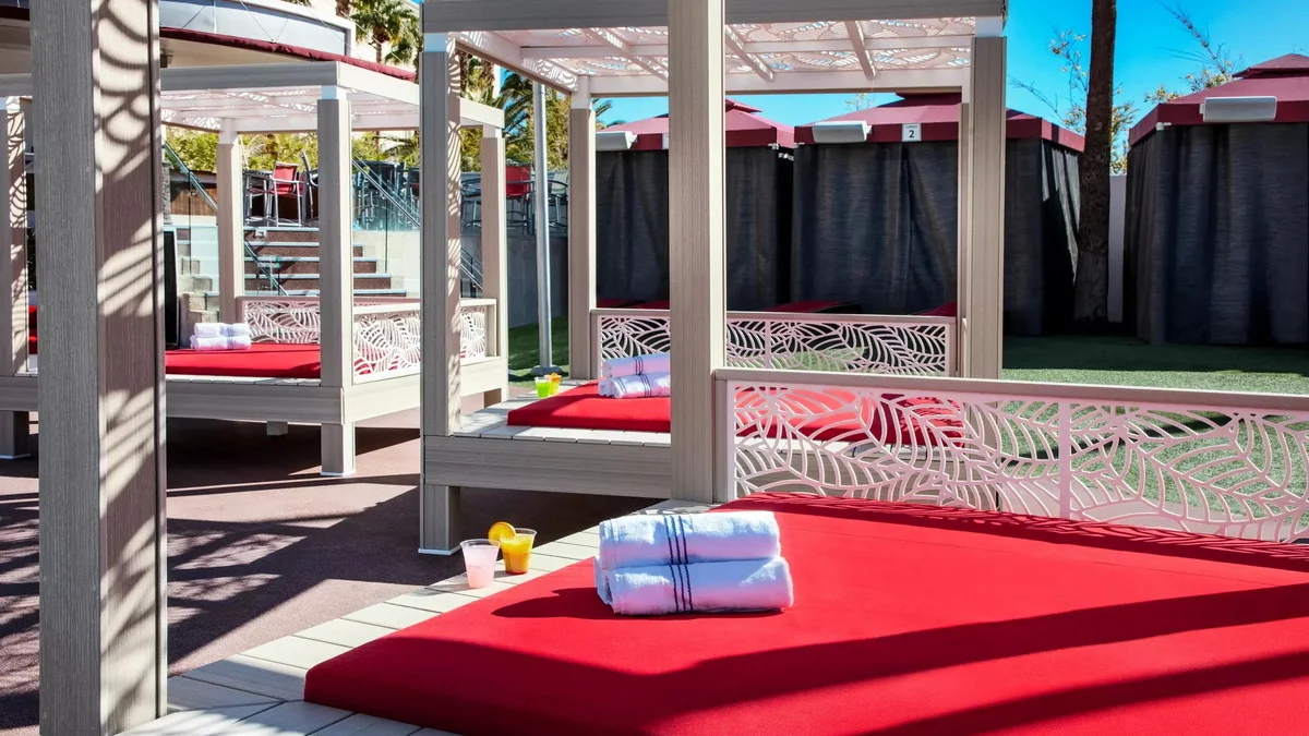 Moorea Beach Club Las Vegas